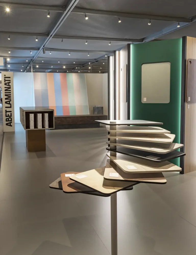 Toutes les nouveautés d’Abet Laminati présentées au Sicam 2025